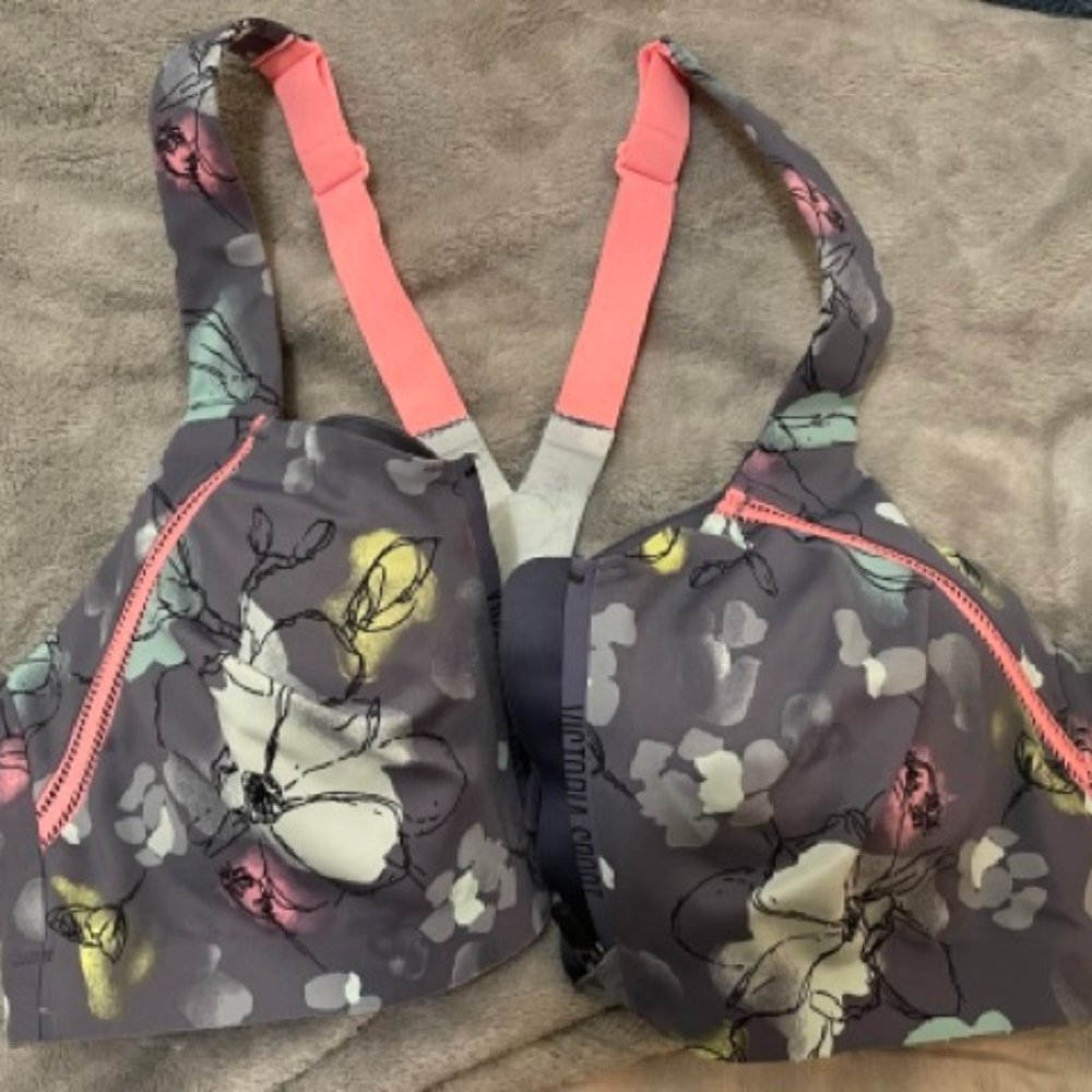 Victoria Secret Sport Incredible Knockout Ultra Max size 36D sports bra